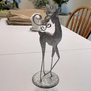 Silver reindeer statue decor